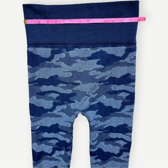 Zac & Rachel Blue Camo Stretchy High Waist Leggings. 0X. 1X. Plus. - Picture 3 of 6